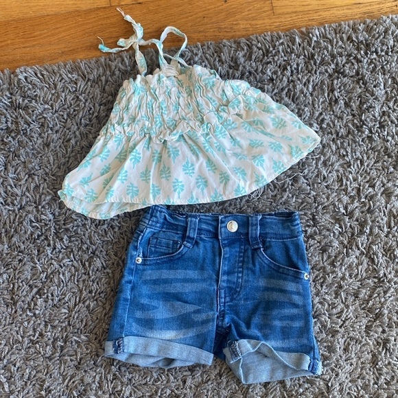 Baby Toddler Girl Shorts and Tops Bundle Size 12 Months - Picture 2 of 14